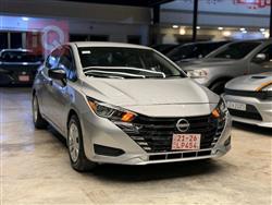 نيسان فيرسا